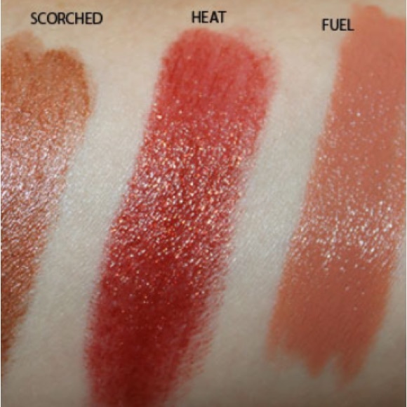 Urban Decay Vice Lipstick Heat ๐ - Picture 13 of 16